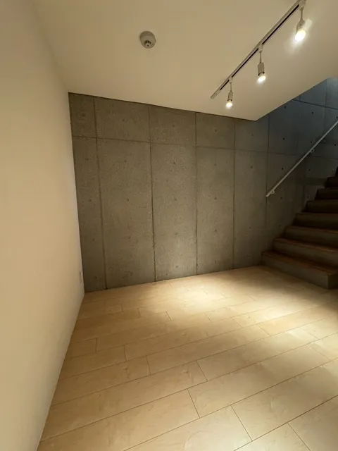 BRICK RESIDENCE Meguro Honcho - Interior - ["Flooring", "Floor", "Ceiling"]