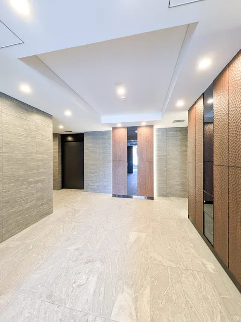 Due Fuchu I - Exterior - ["Flooring", "Floor", "Ceiling"]