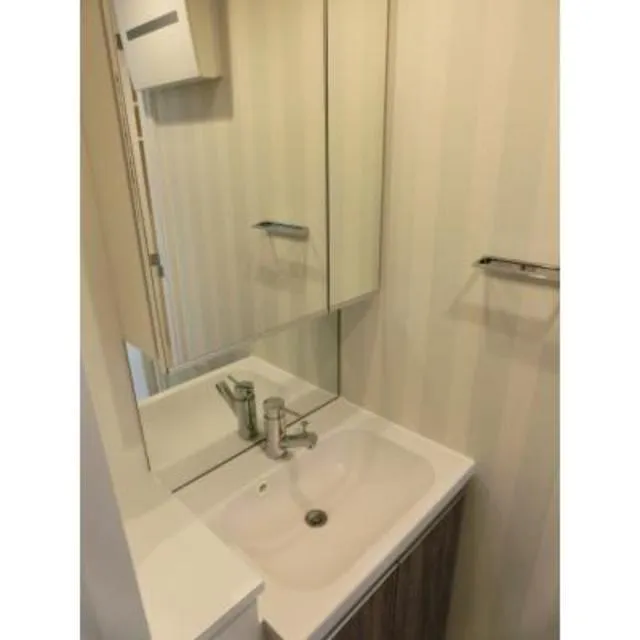 Urbanex Nishishinjuku - Interior - ["Property", "Bathroom sink", "Bathroom"]