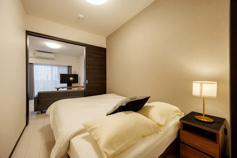 Hmlet Higashi-Shinjuku II - Interior - ["Furniture", "Bed", "Interior design"]
