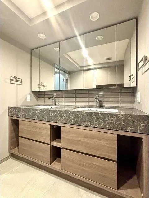 Wellis Daikanyama Sarugakucho Terrace - Interior - ["Bathroom Sink", "Bathroom cabinet", "Plumbing fixture"]