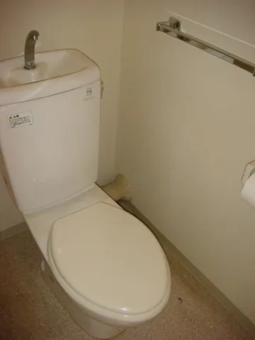 Prime Urban Machiya South Court - Interior - ["Property", "Toilet seat", "Toilet"]