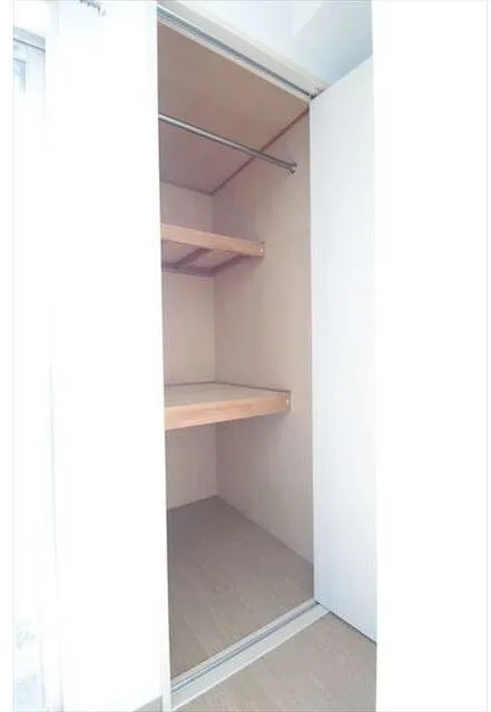 La Corta Ueno - Interior - ["Wood", "Flooring", "Floor"]