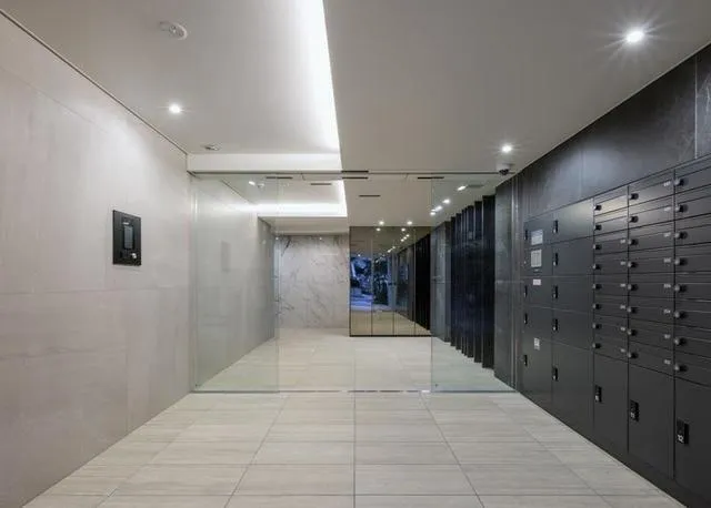 IPSE Higashi Koenji - Exterior - ["Flooring", "Floor", "Ceiling"]