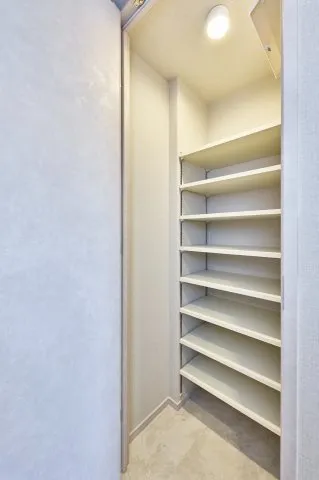 Proud Flat Oimachi - Interior - ["Wood", "Flooring", "Floor"]