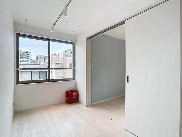 Ruygo Kagurazaka - Interior - ["Flooring", "Floor", "Ceiling"]