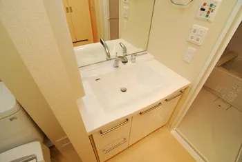 Esty Maison Toyosu Residence - Interior - ["Flooring", "Floor", "Plumbing fixture"]