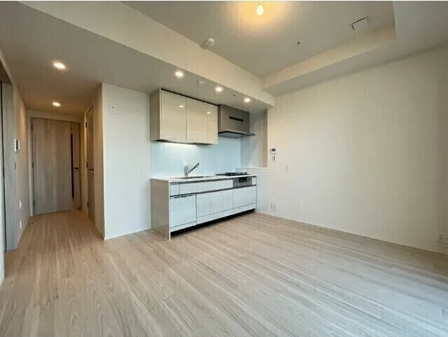 Park City Nakano The Tower Breeze - Interior - ["Apartment", "Floor", "Flooring"]
