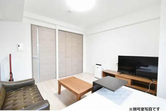 Makes Design Monzen-Nakacho River Place - Interior - ["Flooring", "Wood", "Floor"]