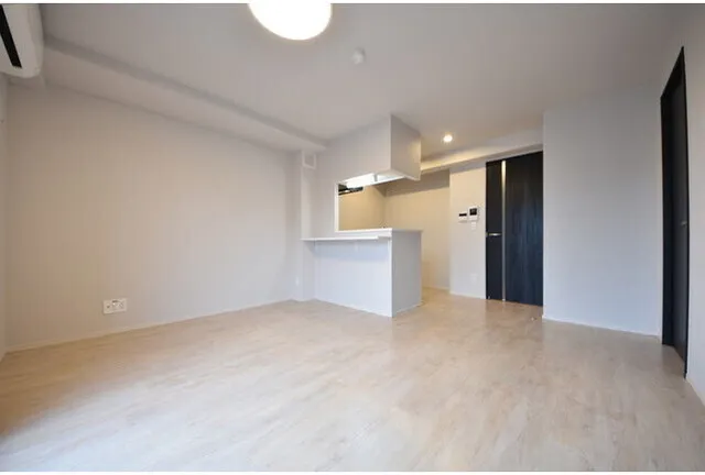 Memora Ikebukuro - Interior - ["Flooring", "Floor", "Ceiling"]