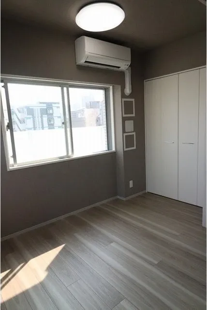 Comforia Monzennakacho South - Interior - ["Wood", "Floor", "Property"]