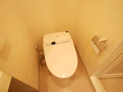 Cresidence Toranomon - Interior - ["Wood", "Floor", "Bathroom"]