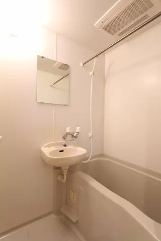 Prime Urban Omori - Interior - ["Flooring", "Floor", "Apartment"]