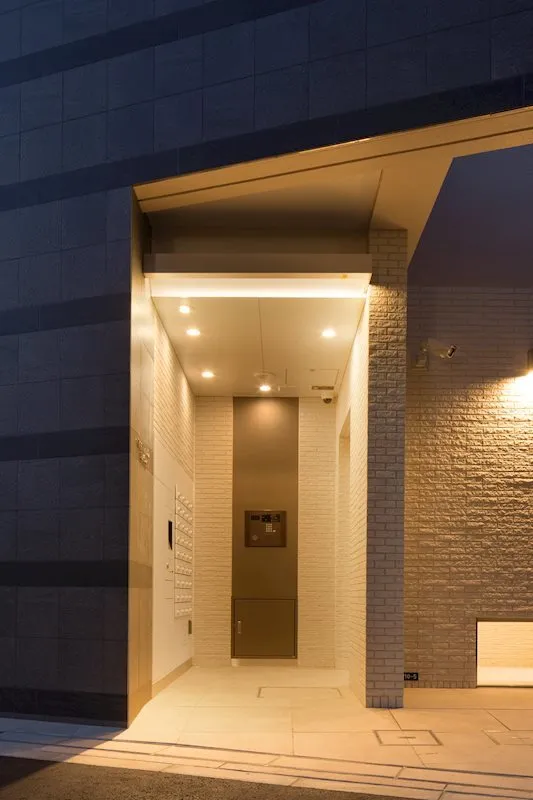 Crevia Ligueze Snow Valley Otsuka - Exterior - ["Architecture", "Light", "Property"]