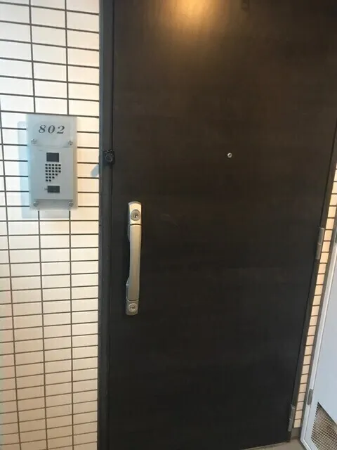 BPR Residence Ebisu - Interior - ["Door", "Metal", "Room"]
