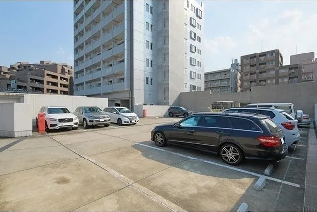 BPR Residence Mita Isaragozaka - Other - ["Land vehicle", "Vehicle", "Car"]