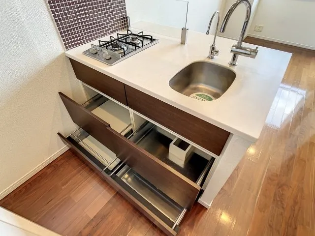 Qualia Jinnan Flats - Interior - ["Kitchen", "Kitchen Sink", "Plumbing fixture"]