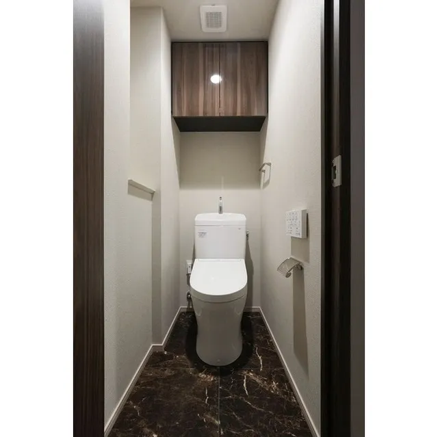 Lien Gotenyama - Interior - ["Plumbing fixture", "Building", "Fixture"]