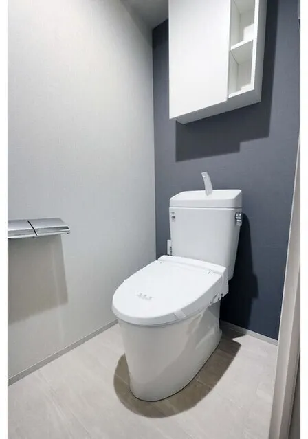 Alpha Prime Toyocho - Interior - ["Plumbing fixture", "Toilet seat", "Toilet"]