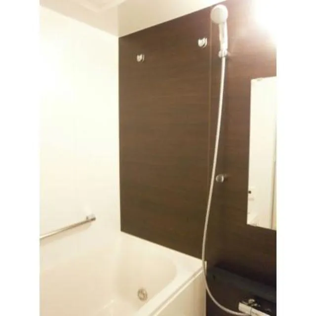 Park Axis Kikugawa - Interior - ["Bathtub", "Plumbing fixture", "Bathroom"]