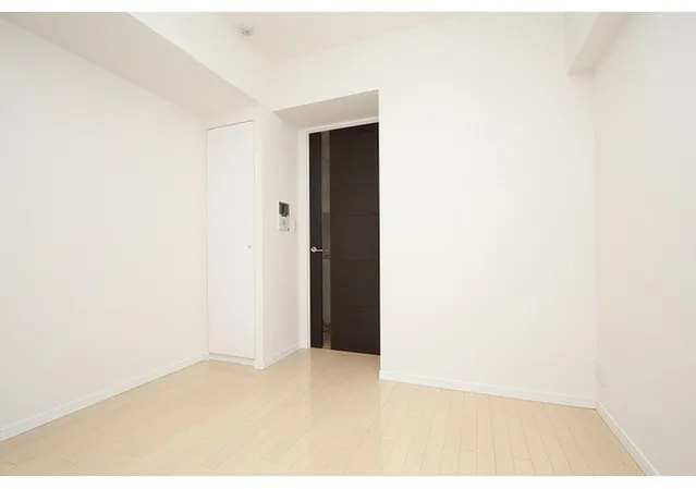 Comforia Kasuga Tomisaka - Interior - ["Flooring", "Floor", "Wood flooring"]