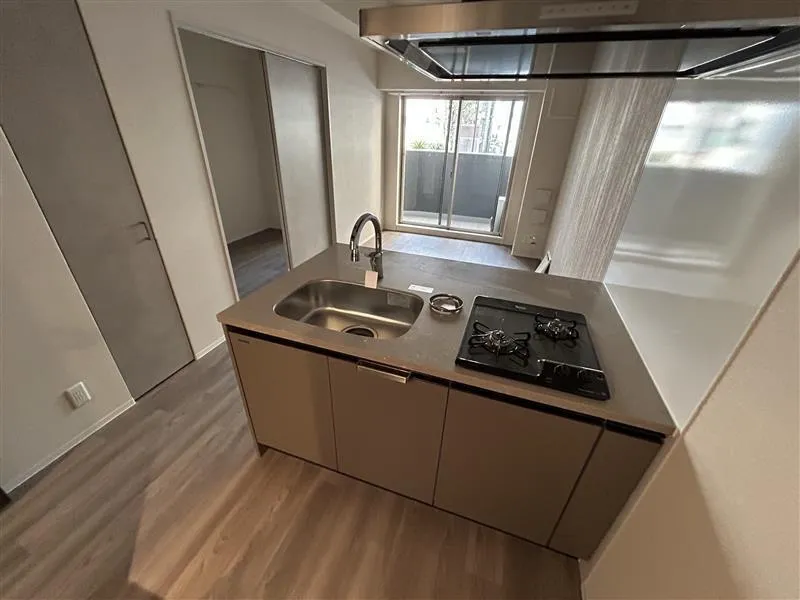 Eslead Residence Osaka Tanimachi The Marks - Interior - ["Kitchen", "Flooring", "Floor"]