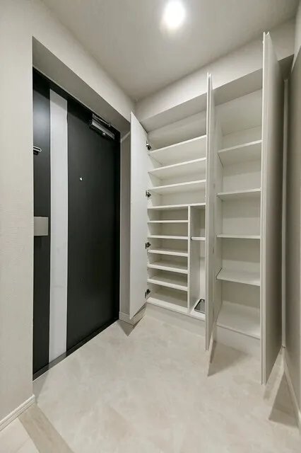Prime Bliss Shinagawa Nakanobu - Interior - ["Flooring", "Floor", "Wood"]