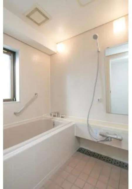 Orchid Yoyogi Uehara - Interior - ["Plumbing fixture", "Bathroom", "Flooring"]
