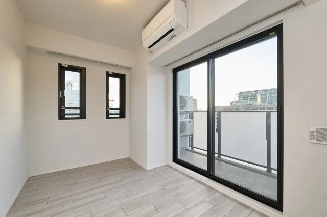Proud Flat Sumida Hikifune Diage - Interior - ["Window", "Building", "Fixture"]