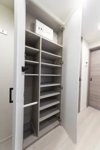 Proud Flat Kinshicho II - Interior - ["Shelf", "Fixture", "Shelving"]