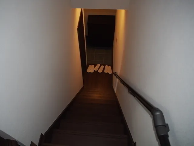 Tom's Garage - Interior - ["Stairs", "Wood", "Flooring"]