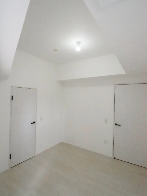 Residia Bunkyo Sengoku 2 - Interior - ["Flooring", "White", "Floor"]