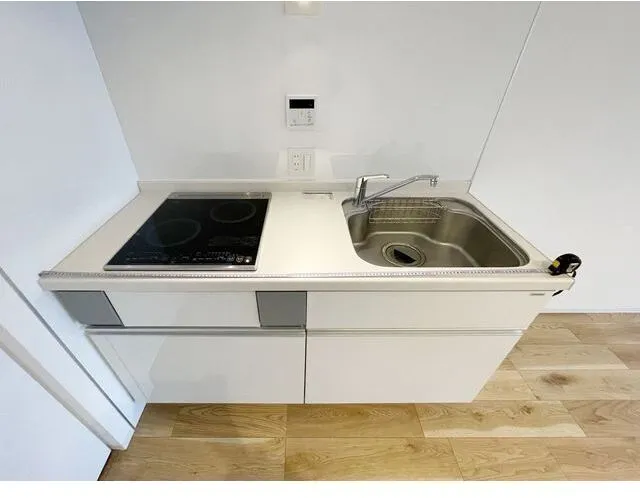 Grand Paseo Yoyogi Uehara - Interior - ["Plumbing fixture", "Kitchen", "Sink"]
