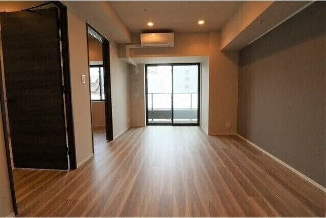 LEFONT PROGRESS SHIBUYA HILLTOP - Interior - ["Window", "Fixture", "Wood"]