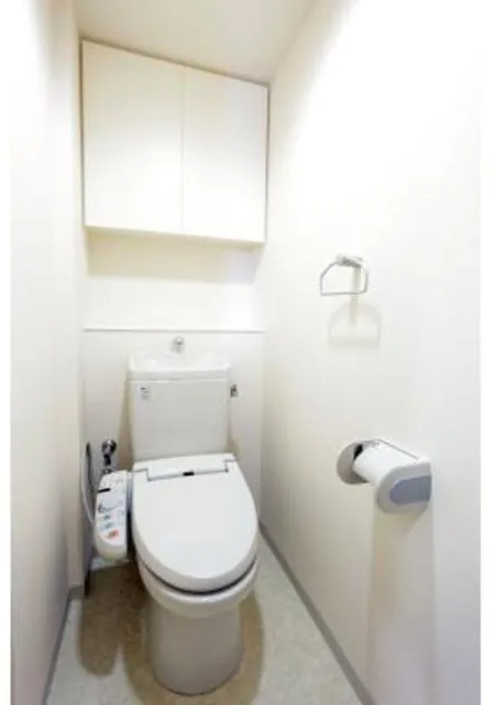 Toray Stage Meguro - Interior - ["Toilet seat", "Toilet", "Plumbing fixture"]