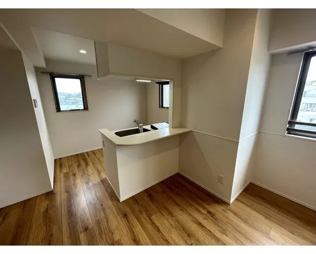 BLESS Nishi Sugamo - Interior - ["Floor", "Flooring", "Apartment"]