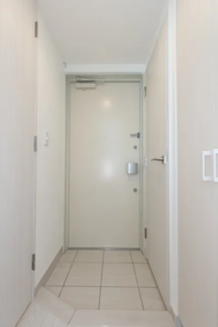 MA Tsukishima - Interior - ["Wall", "Flooring", "Floor"]