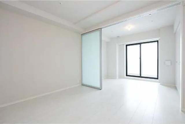 Merukumaru Keio Sasazuka Residence - Interior - Living / Dining Room