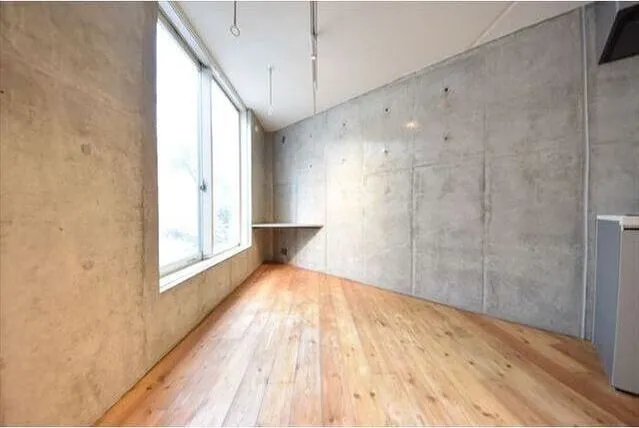 FARE Uehara Noye EAST - Interior - ["Flooring", "Floor", "Wood flooring"]