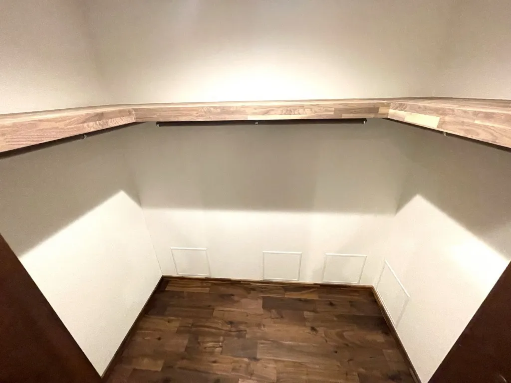 Jingumae House B1F, 1F