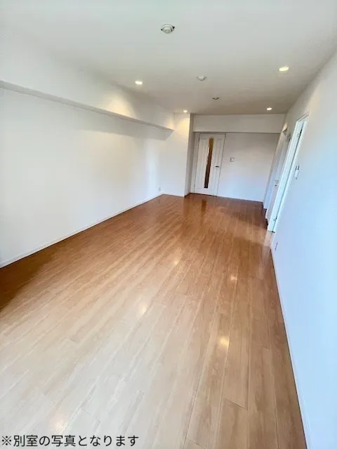 Primegate Iidabashi - Interior - ["Flooring", "Floor", "Wood flooring"]