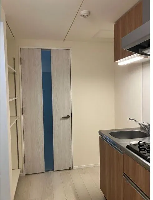 Hiroshin Building - Interior - ["Wood", "Flooring", "Floor"]