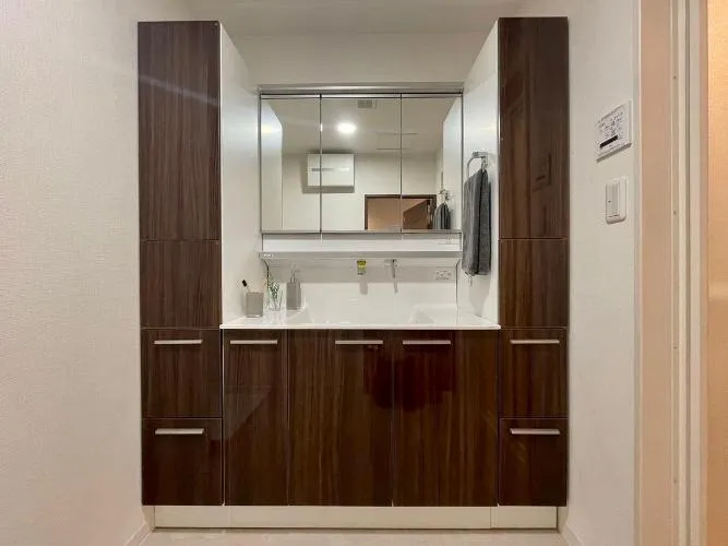 City Court Kugenuma Room 501