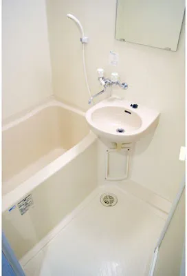 Welt Waterfront - Interior - ["Plumbing fixture", "Bathroom", "Plumbing"]
