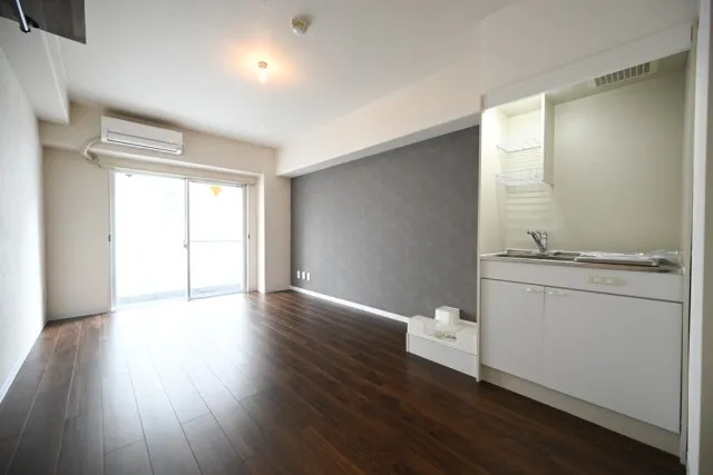 Nakagin 2nd Shinbashi Mansion - Interior - ["Flooring", "Floor", "Apartment"]