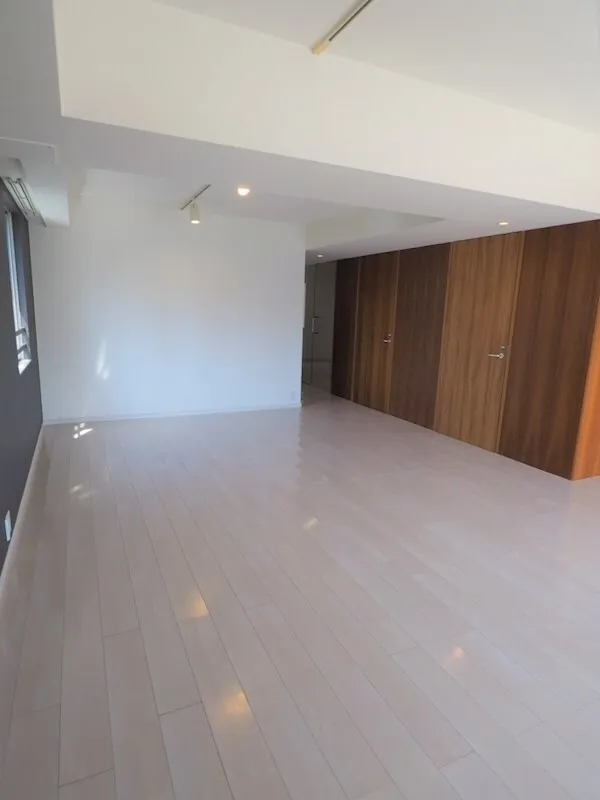 Residia Kita Shinjuku - Interior - ["Property", "Wood", "Fixture"]