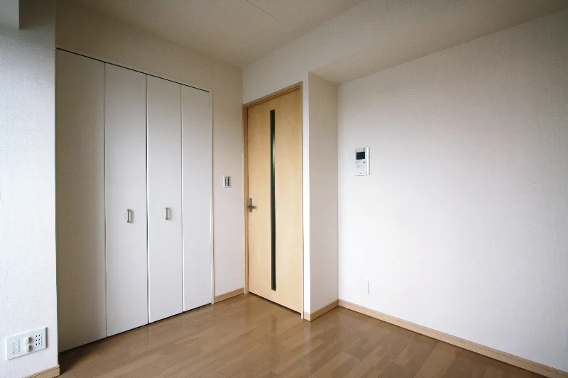 Esty Maison Togoshi - Interior - ["Fixture", "Door", "Wood"]