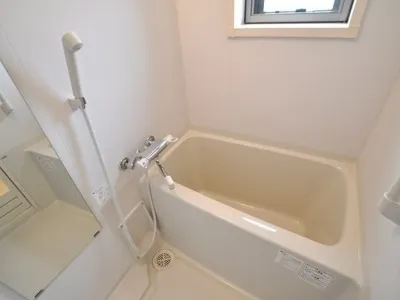 Premier Stage Komagome - Interior - ["Bathtub", "Plumbing fixture", "Fixture"]