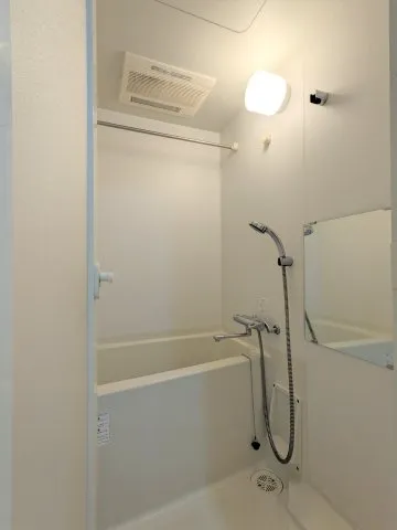 Premium Cube Higashijujo Aria - Interior - ["Plumbing fixture", "Bathroom", "Flooring"]