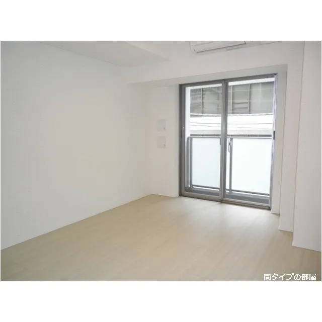 Comforia Asakusabashi - Interior - ["Window", "Building", "Fixture"]